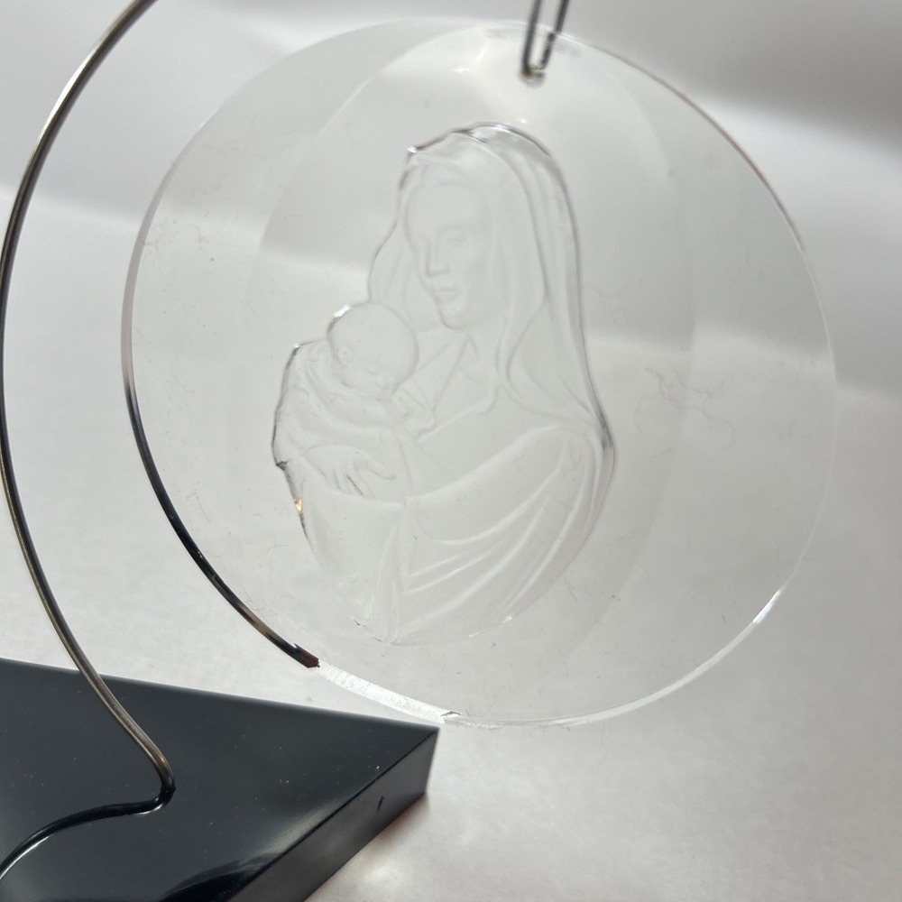 VINTAGE Antique 1977 Amsun Etched Clear Plastic Christmas Ornament Madonna